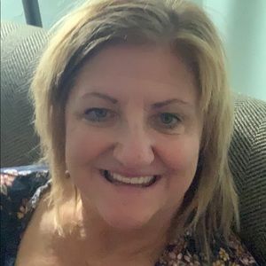 Meet your Posher, Mary jo